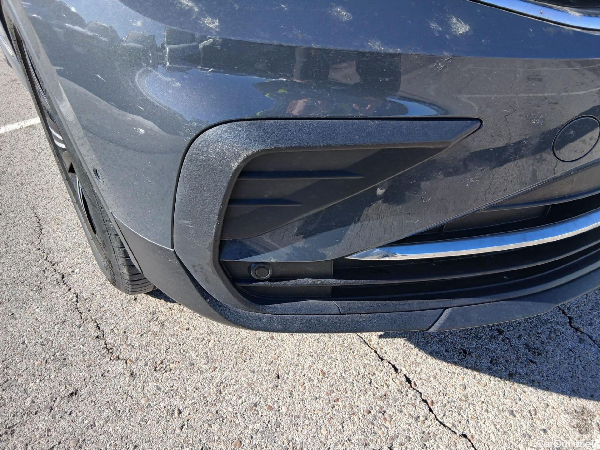  Volkswagen  Tiguan VOLKSWAGEN  / 2020 / 5P / todoterreno Life 1.5 TSI 110kW (150CV) #4