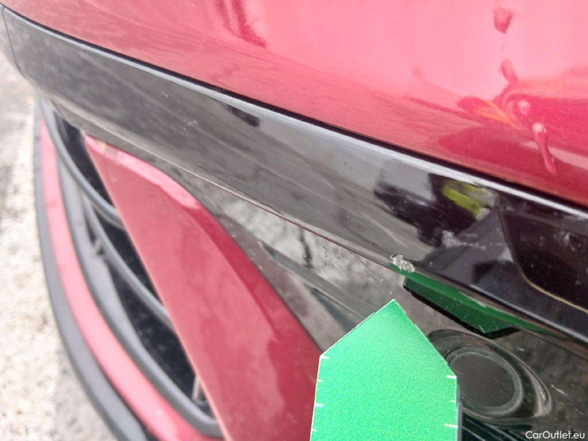  Volkswagen  Polo VOLKSWAGEN  / 2021 / 5P / berlina con portón R-Line 1.0 TSI 81kW (110CV) DSG #4