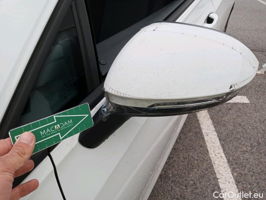  Volkswagen  Golf  VOLKSWAGEN / 2020 / 5P / berlina con portón 2.0 TDI 85kW (115CV) #1