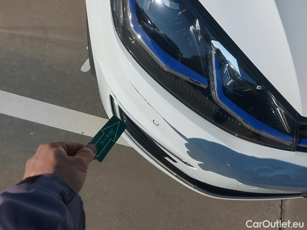  Volkswagen  Golf  VOLKSWAGEN / 2016 / 5P / berlina con portón e-ePower 110 kW (136CV) #19