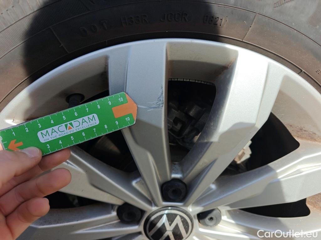  Volkswagen  T-ROC  Advance 2.0 TDI 150CV AT7 E6d #49