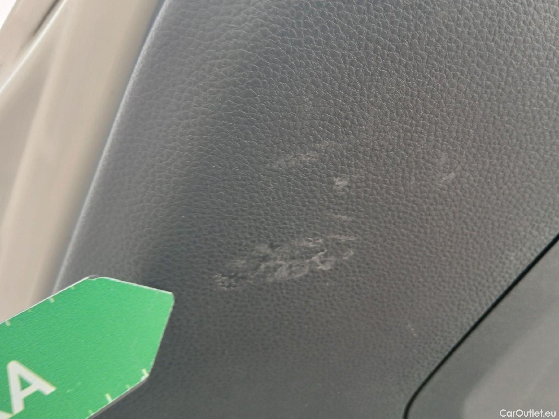  Seat  Arona SEAT  / 2017 / 5P / todoterreno 1.0 TSI 81kW (110CV) Style Plus (AC) #24