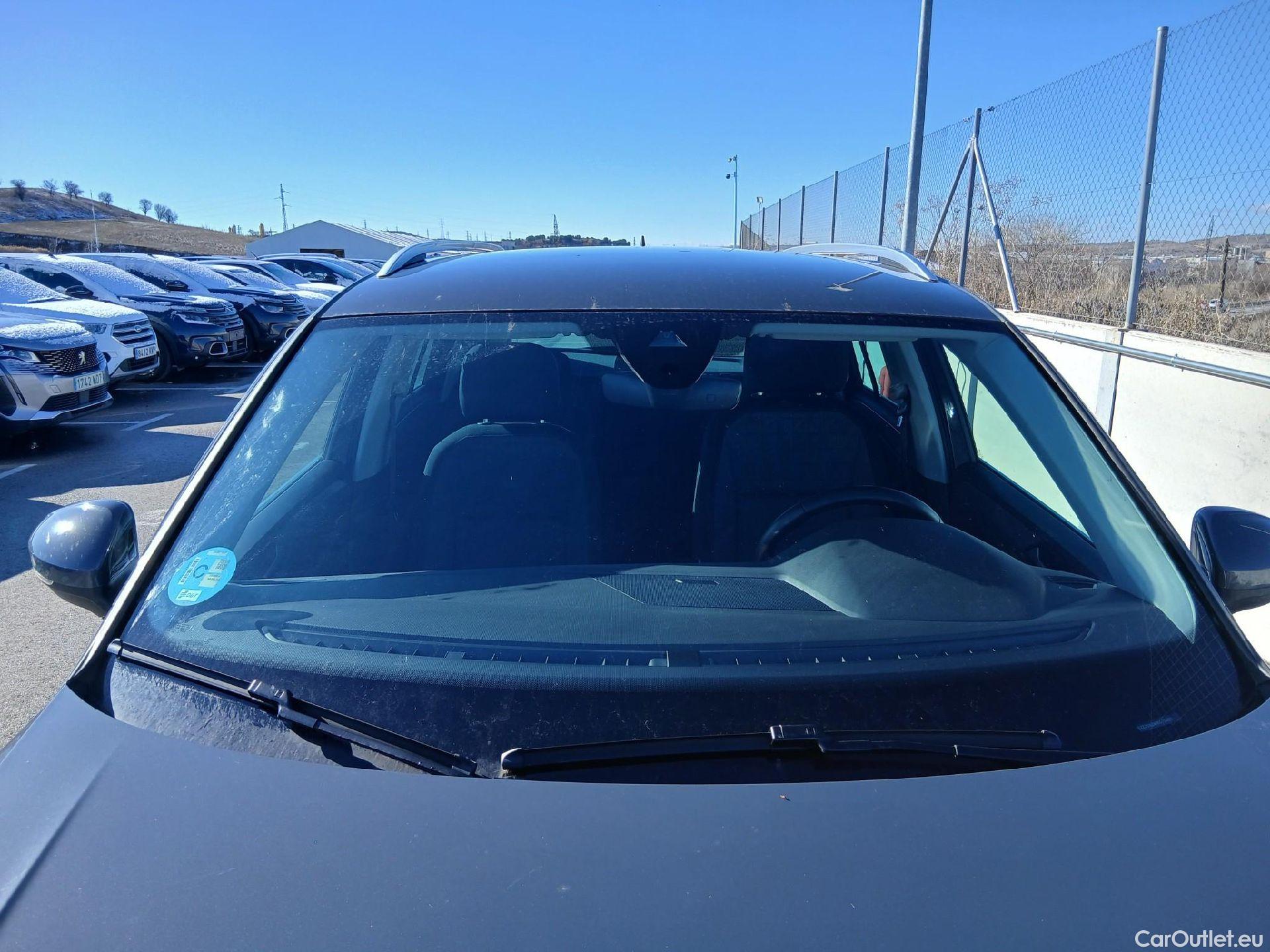  Volkswagen  Tiguan VOLKSWAGEN  / 2020 / 5P / todoterreno Life 1.5 TSI 110kW (150CV) #1