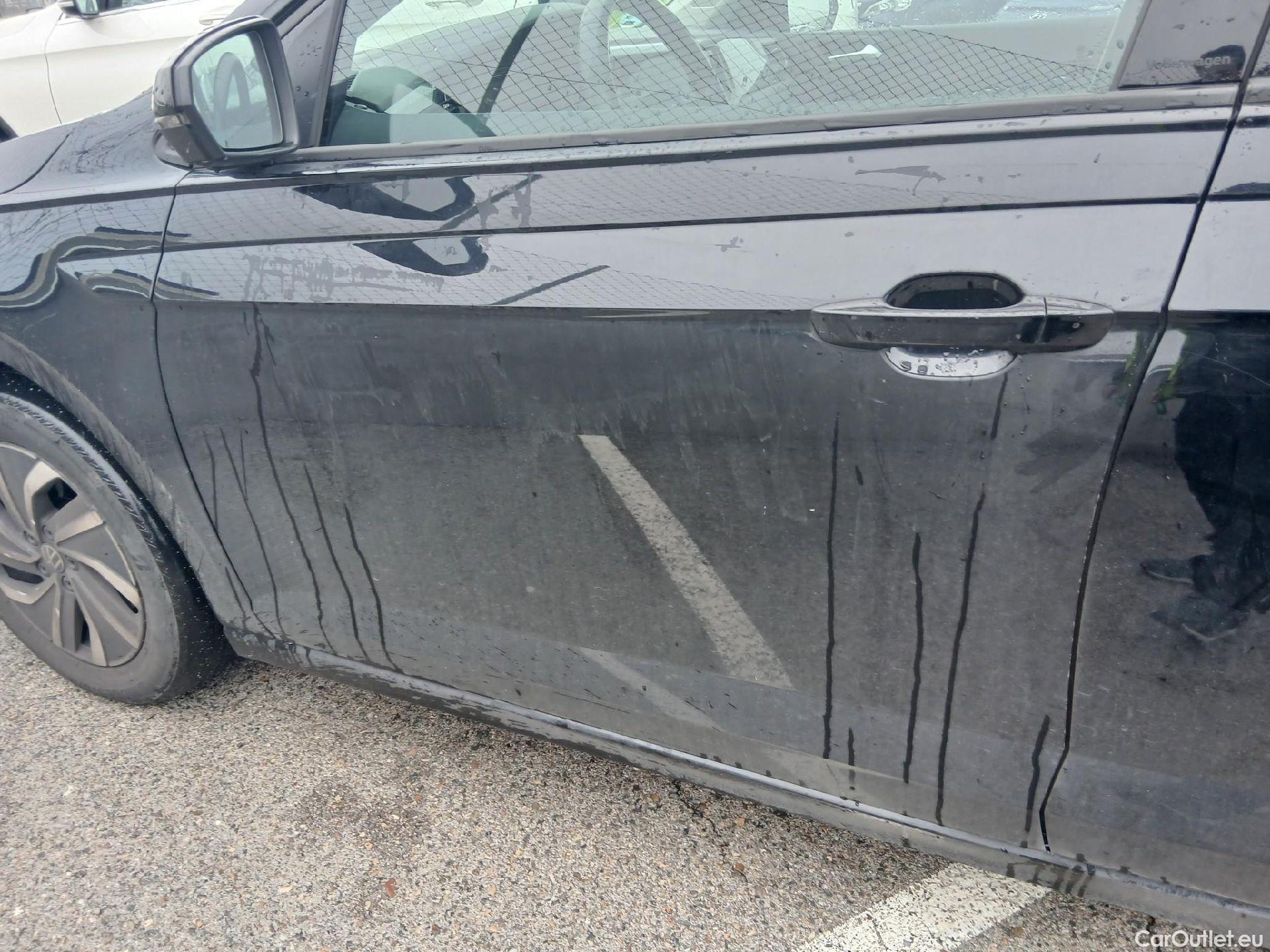  Volkswagen  Polo VOLKSWAGEN  / 2021 / 5P / berlina con portón Life 1.0 TSI 81kW (110CV) DSG #12