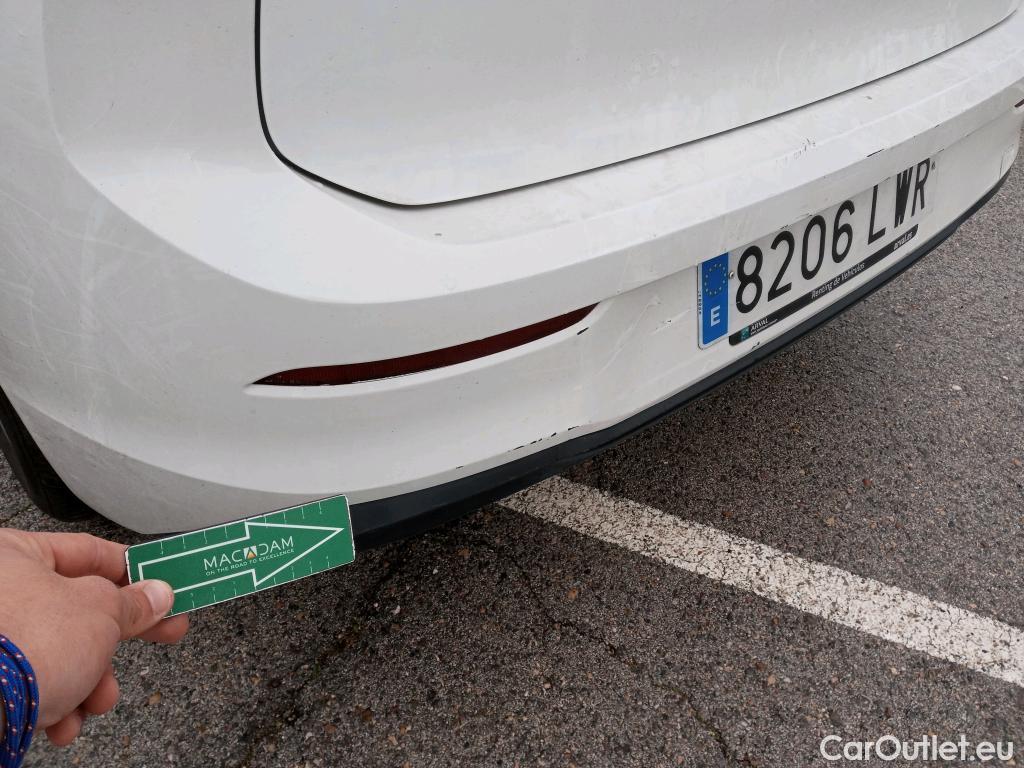  Volkswagen  Golf  VOLKSWAGEN / 2020 / 5P / berlina con portón 2.0 TDI 85kW (115CV) #16