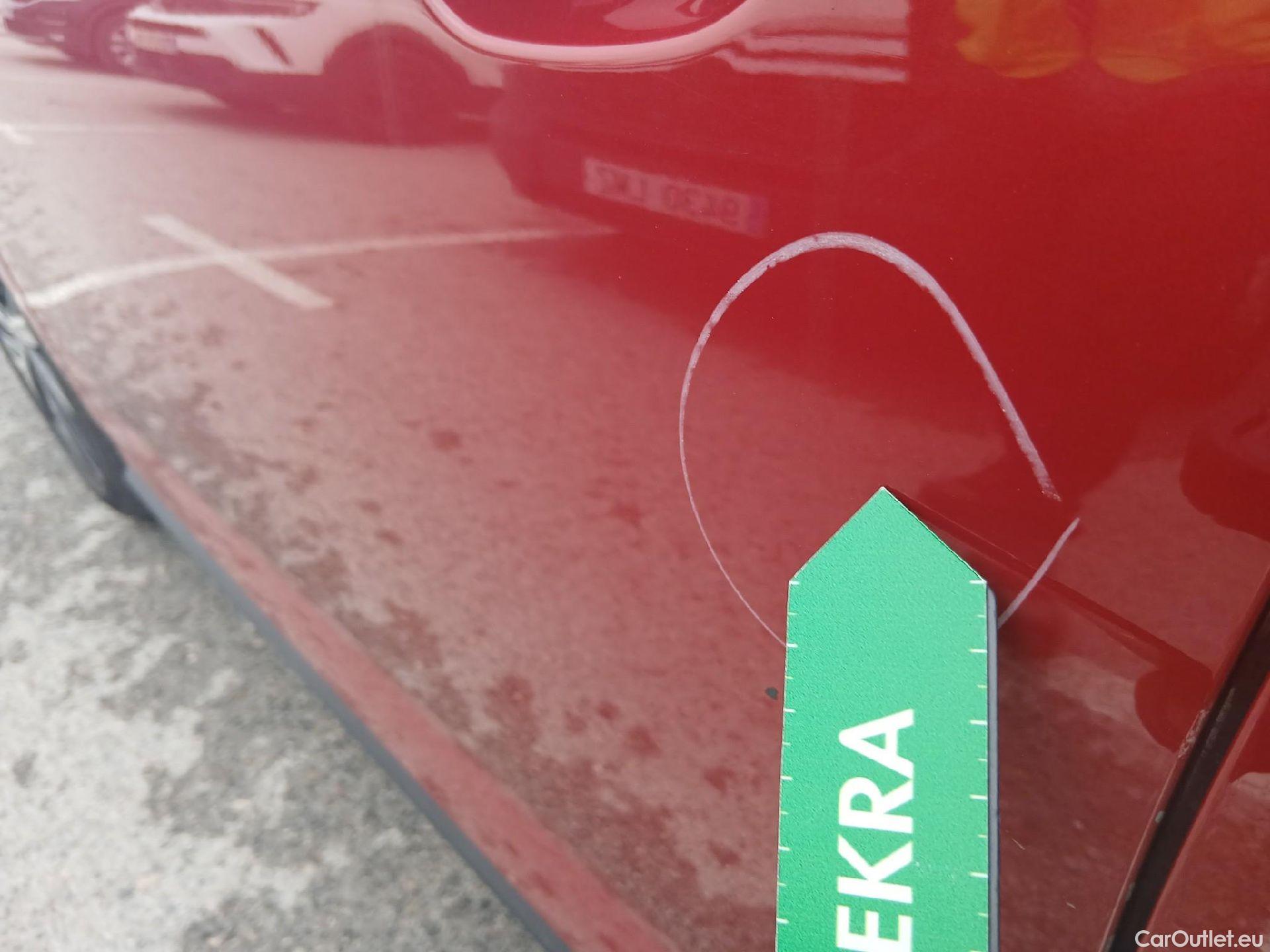  Volkswagen  Polo VOLKSWAGEN  / 2021 / 5P / berlina con portón R-Line 1.0 TSI 81kW (110CV) DSG #16