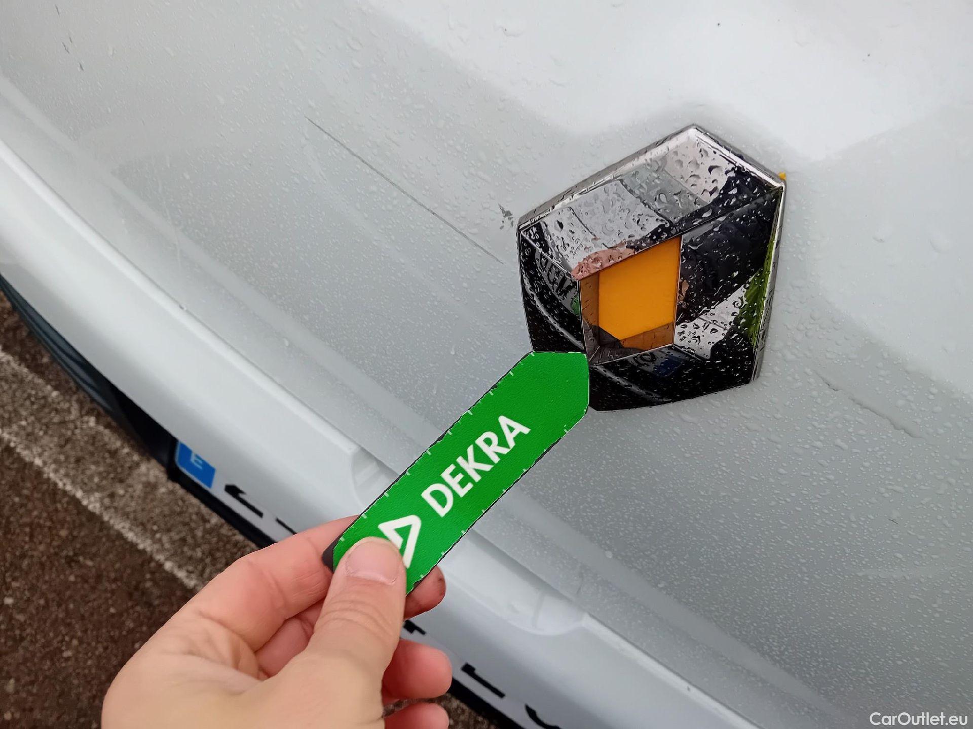  Renault  Clio RENAULT  / 2016 / 5P / berlina con portón Business TCe 66kW (90CV) GLP -18 #5