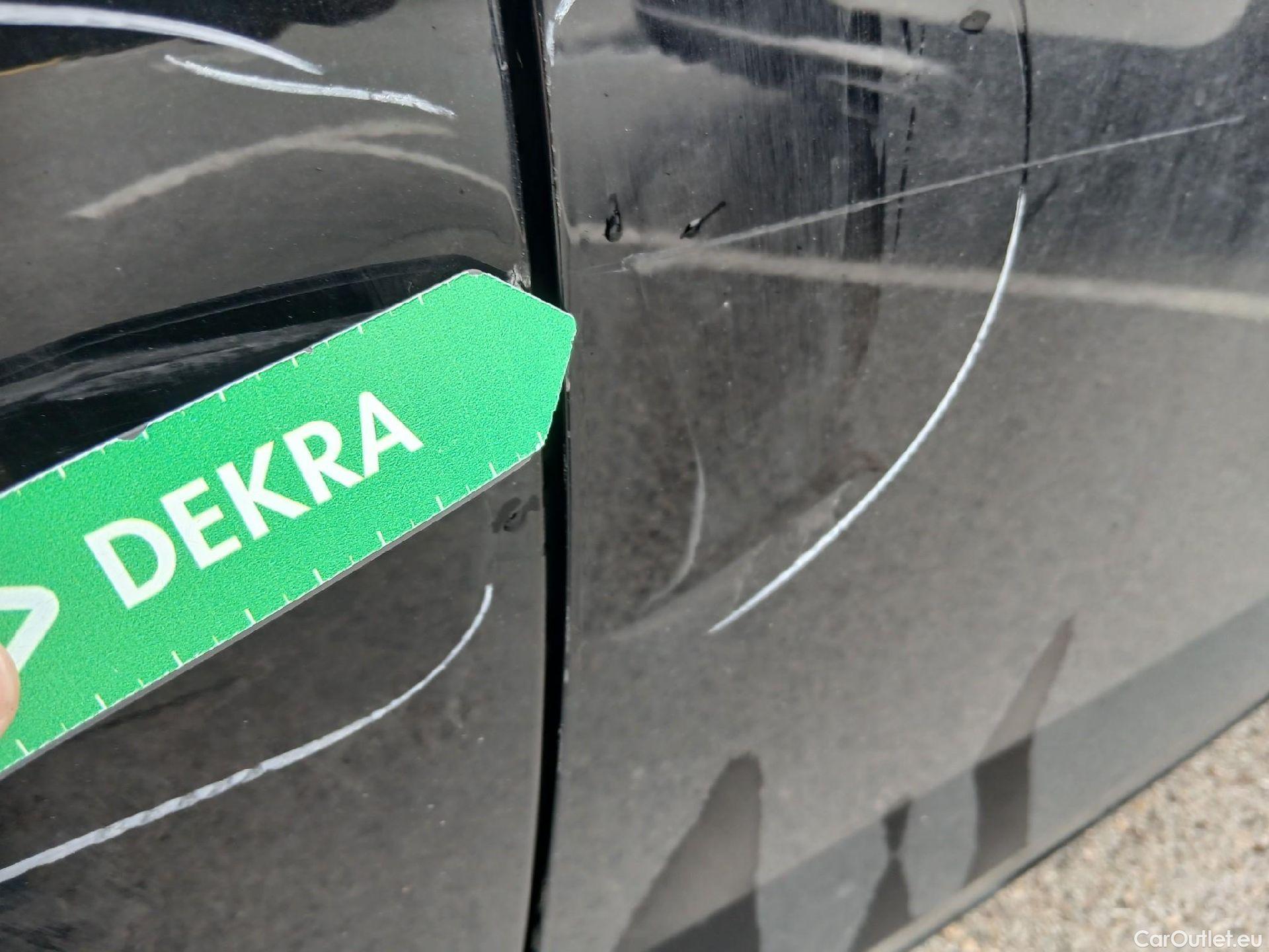  Volkswagen  Polo VOLKSWAGEN  / 2021 / 5P / berlina con portón Life 1.0 TSI 81kW (110CV) DSG #38