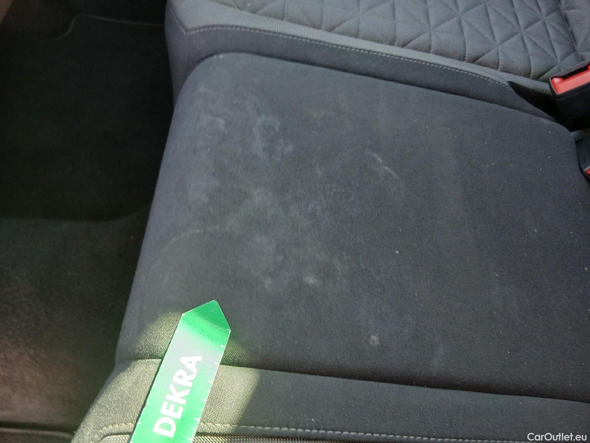  Volkswagen  Tiguan VOLKSWAGEN  / 2020 / 5P / todoterreno Life 1.5 TSI 110kW (150CV) #21