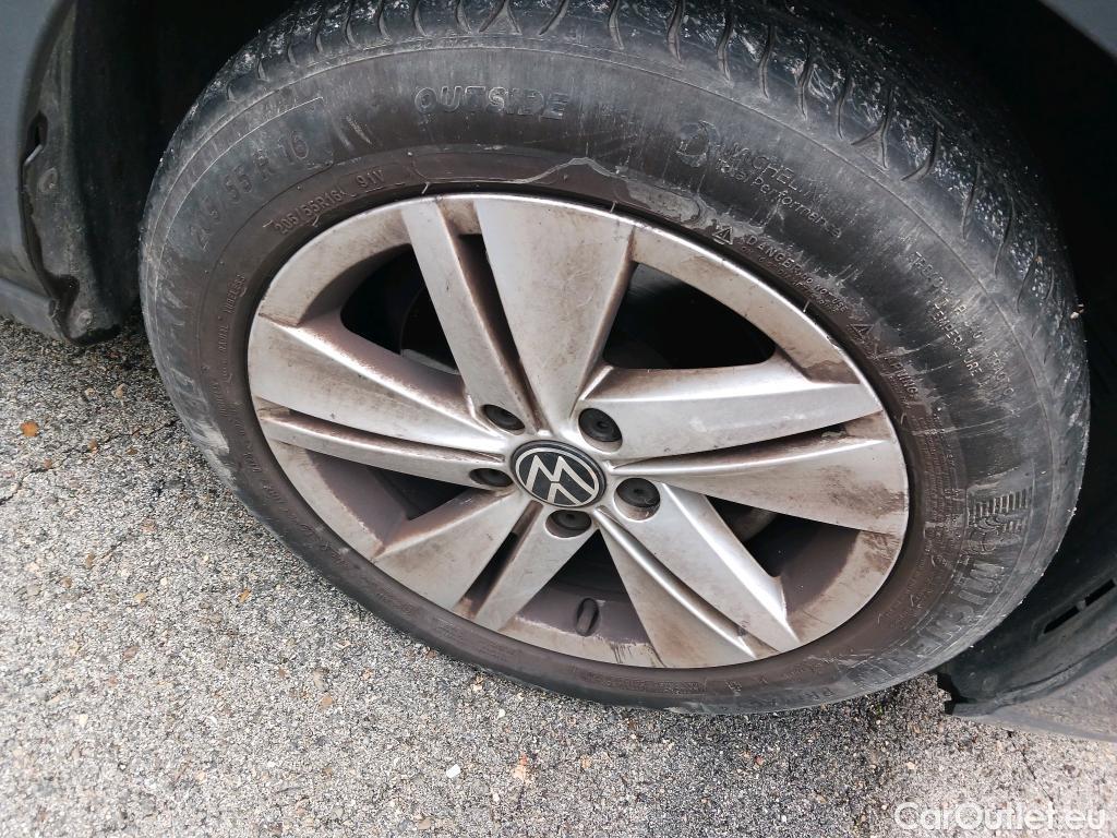  Volkswagen  Golf  VOLKSWAGEN / 2020 / 5P / berlina con portón Life 1.0 TSI 81kW (110CV) #31