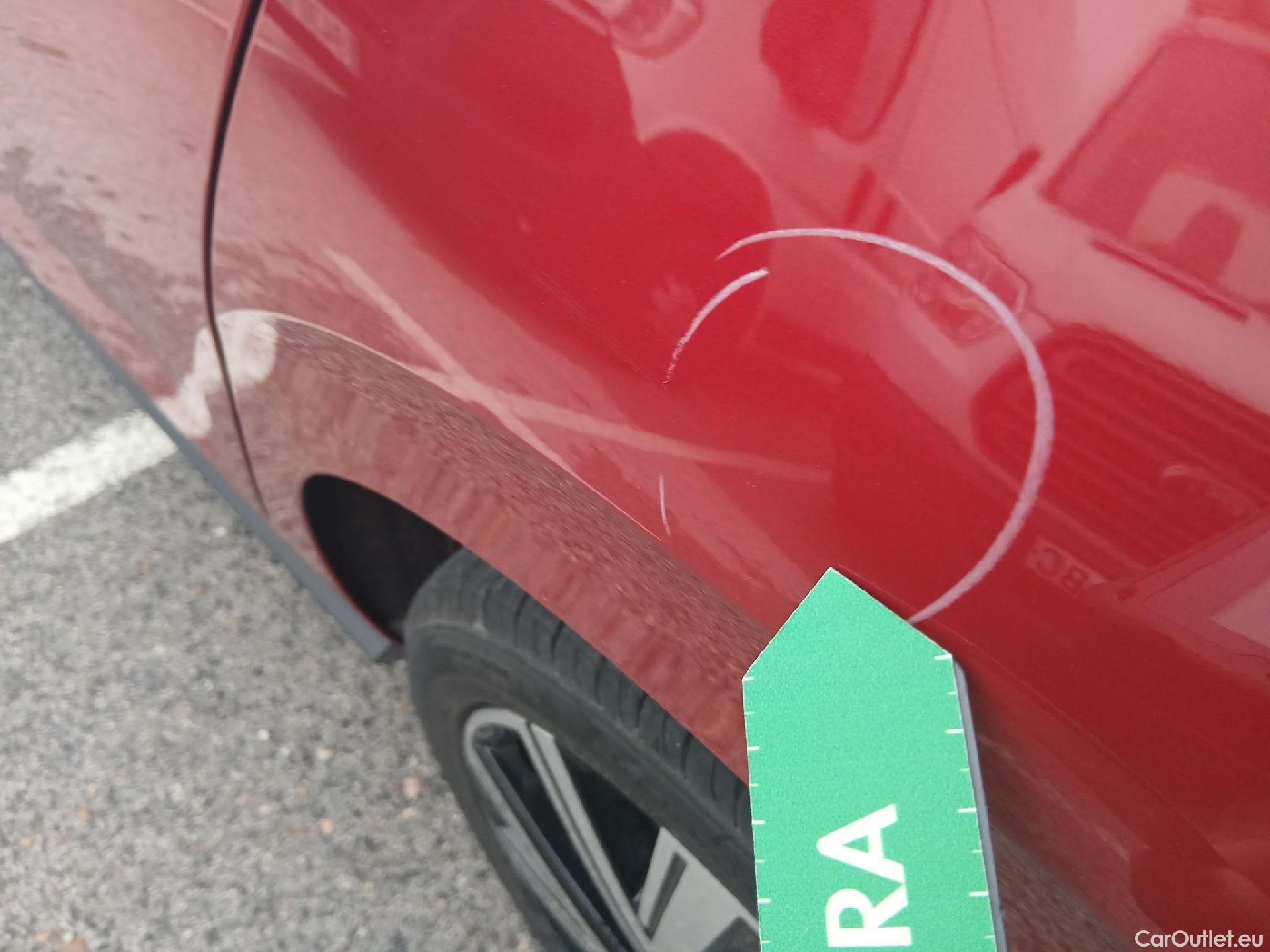  Volkswagen  Polo VOLKSWAGEN  / 2021 / 5P / berlina con portón R-Line 1.0 TSI 81kW (110CV) DSG #22