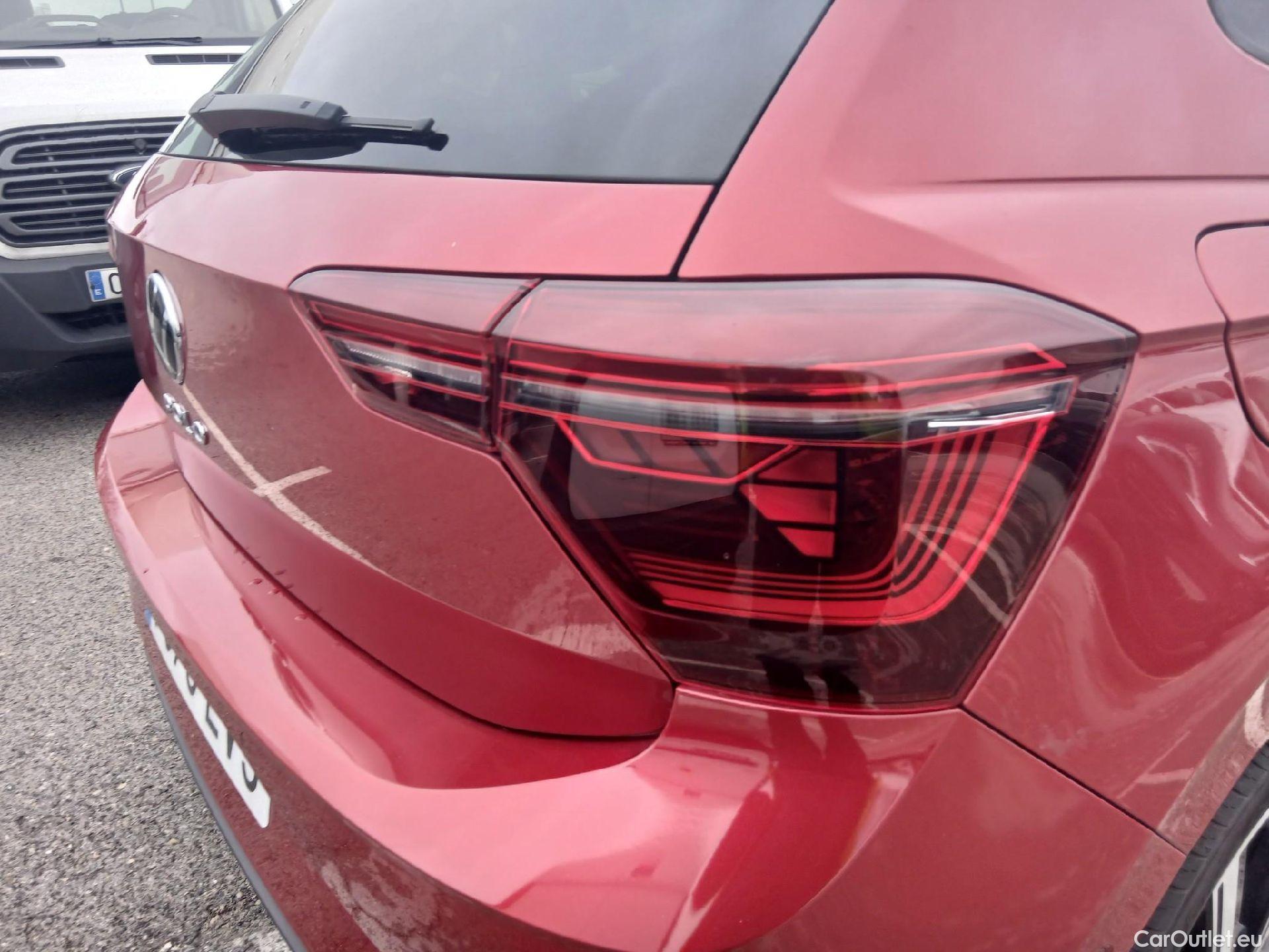  Volkswagen  Polo VOLKSWAGEN  / 2021 / 5P / berlina con portón R-Line 1.0 TSI 81kW (110CV) DSG #31