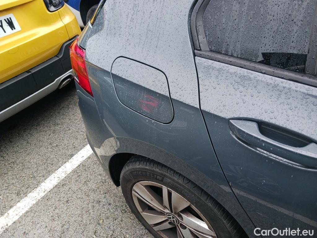  Volkswagen  Golf  VOLKSWAGEN / 2020 / 5P / berlina con portón Life 1.0 TSI 81kW (110CV) #33