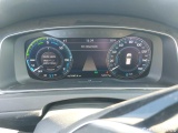  Volkswagen  Golf  VOLKSWAGEN / 2016 / 5P / berlina con portón e-ePower 110 kW (136CV) #4