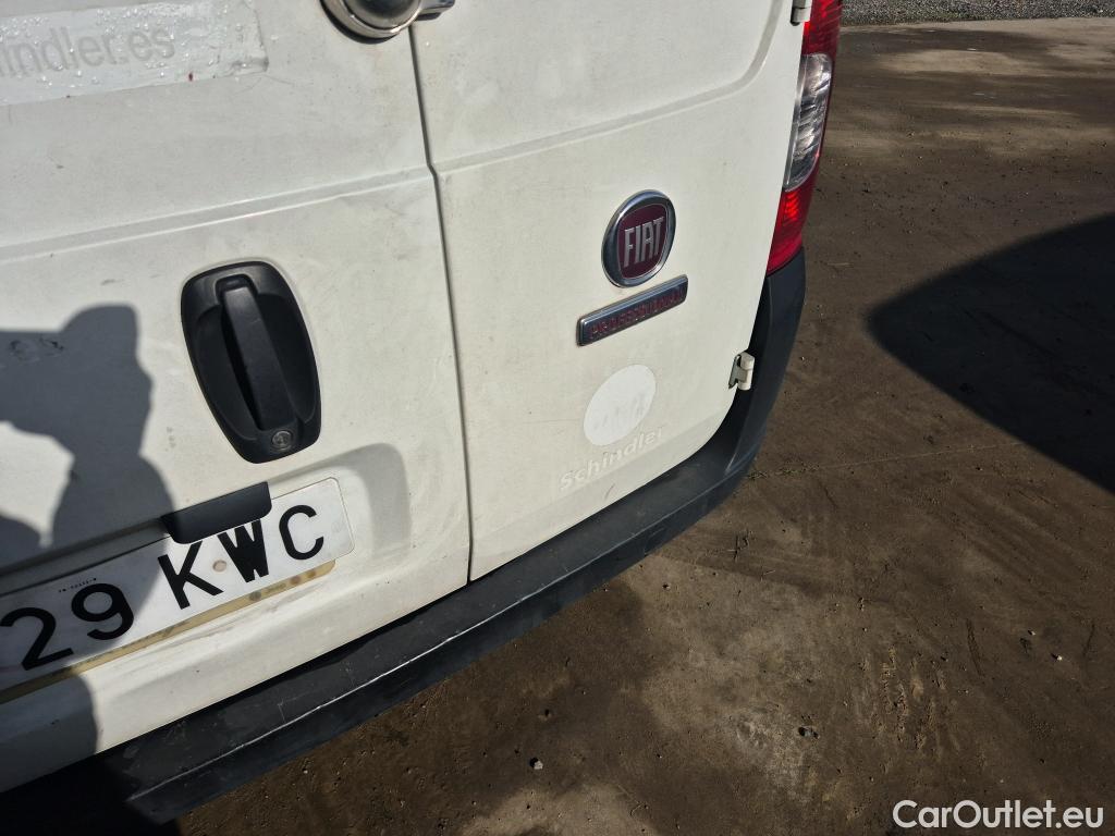  Fiat  Fiorino FIAT  / 2016 / 3P / furgón derivado de turismo Cargo Base 1.3 Mjet 59kW (80CV) E6 #24