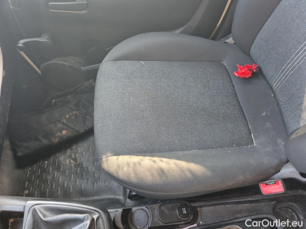  Fiat  Fiorino FIAT  / 2016 / 3P / furgón derivado de turismo Cargo Base 1.3 Mjet 59kW (80CV) E6 #42