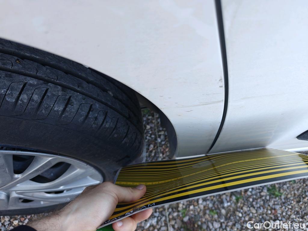  Citroen  Berlingo CITROEN  / 2018 / 5P / combi Talla M BlueHDi 100 S&S LIVE PACK (IND) #6