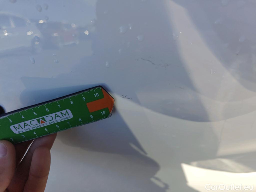  Citroen  Berlingo CITROEN  / 2018 / 5P / combi Talla M BlueHDi 100 S&S LIVE PACK (IND) #60