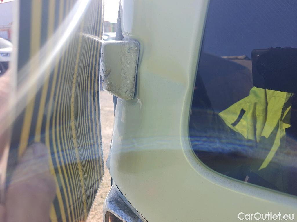  Citroen  Jumpy CITROEN  / 2016 / 4P / combi Talla M BlueHDi 88KW (120CV) 6v Confort #13