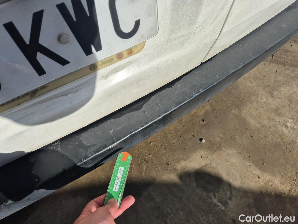  Fiat  Fiorino FIAT  / 2016 / 3P / furgón derivado de turismo Cargo Base 1.3 Mjet 59kW (80CV) E6 #23