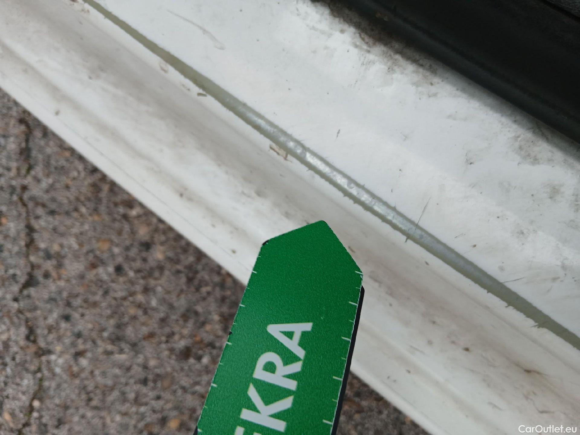  Citroen  Berlingo CITROEN  / 2018 / 3P / furgón derivado de turismo Talla M BlueHDi 73kW CONTROL #19