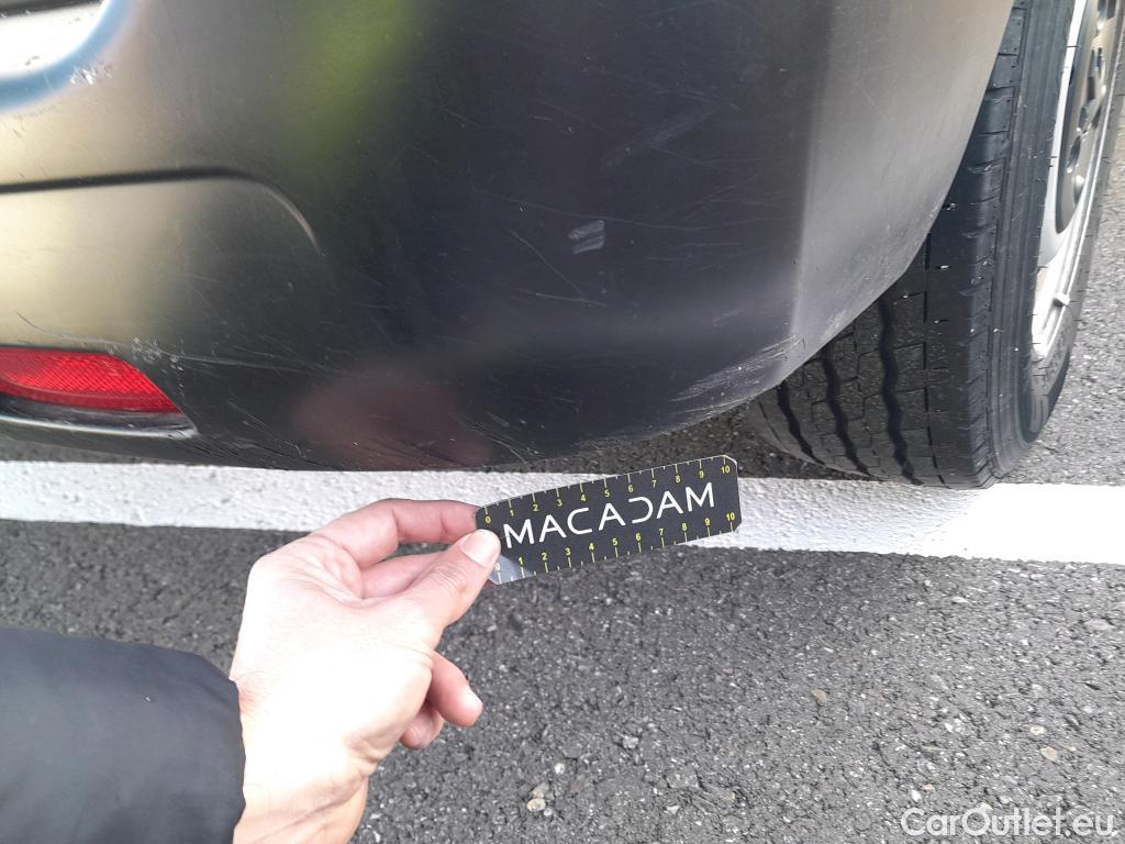  Peugeot  Expert PEUGEOT  / 2016 / 4P / furgón Furgón Pro BlueHDi 90KW (120) Standard #32