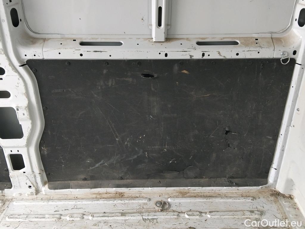  Peugeot  Boxer  Furgón Techo Elevado 335 L2H2 BlueHDi 140 Stop&Start HDi 140CV MT6 E6d #43