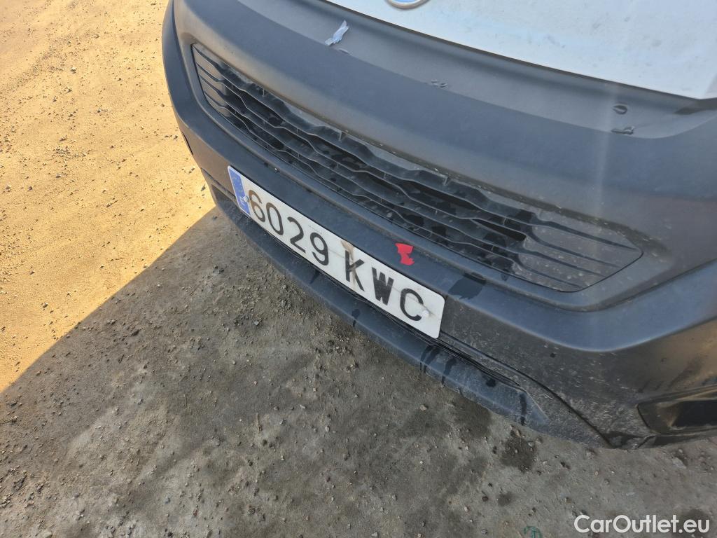  Fiat  Fiorino FIAT  / 2016 / 3P / furgón derivado de turismo Cargo Base 1.3 Mjet 59kW (80CV) E6 #28