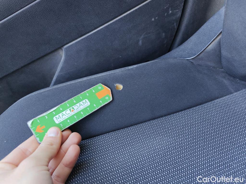  Citroen  Berlingo CITROEN  / 2018 / 5P / combi Talla M BlueHDi 100 S&S LIVE PACK (IND) #43