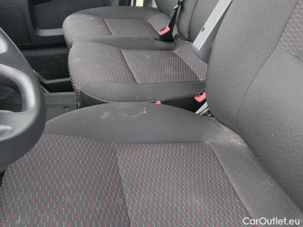  Peugeot  Boxer  Furgón Techo Elevado 335 L2H2 BlueHDi 140 Stop&Start HDi 140CV MT6 E6d #29