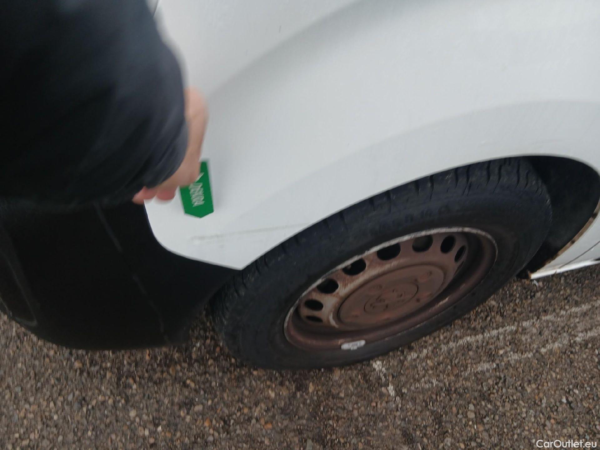  Peugeot  Expert PEUGEOT  / 2016 / 4P / furgón Furgón Pro 1.5 BlueHDi 120 S&S Standard #8