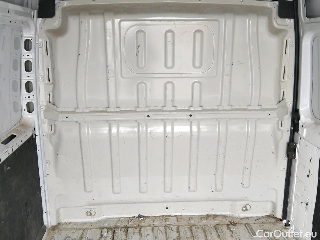  Peugeot  Boxer  Furgón Techo Elevado 335 L2H2 BlueHDi 140 Stop&Start HDi 140CV MT6 E6d #18