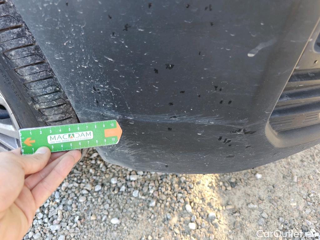  Citroen  Berlingo CITROEN  / 2018 / 5P / combi Talla M BlueHDi 100 S&S LIVE PACK (IND) #51