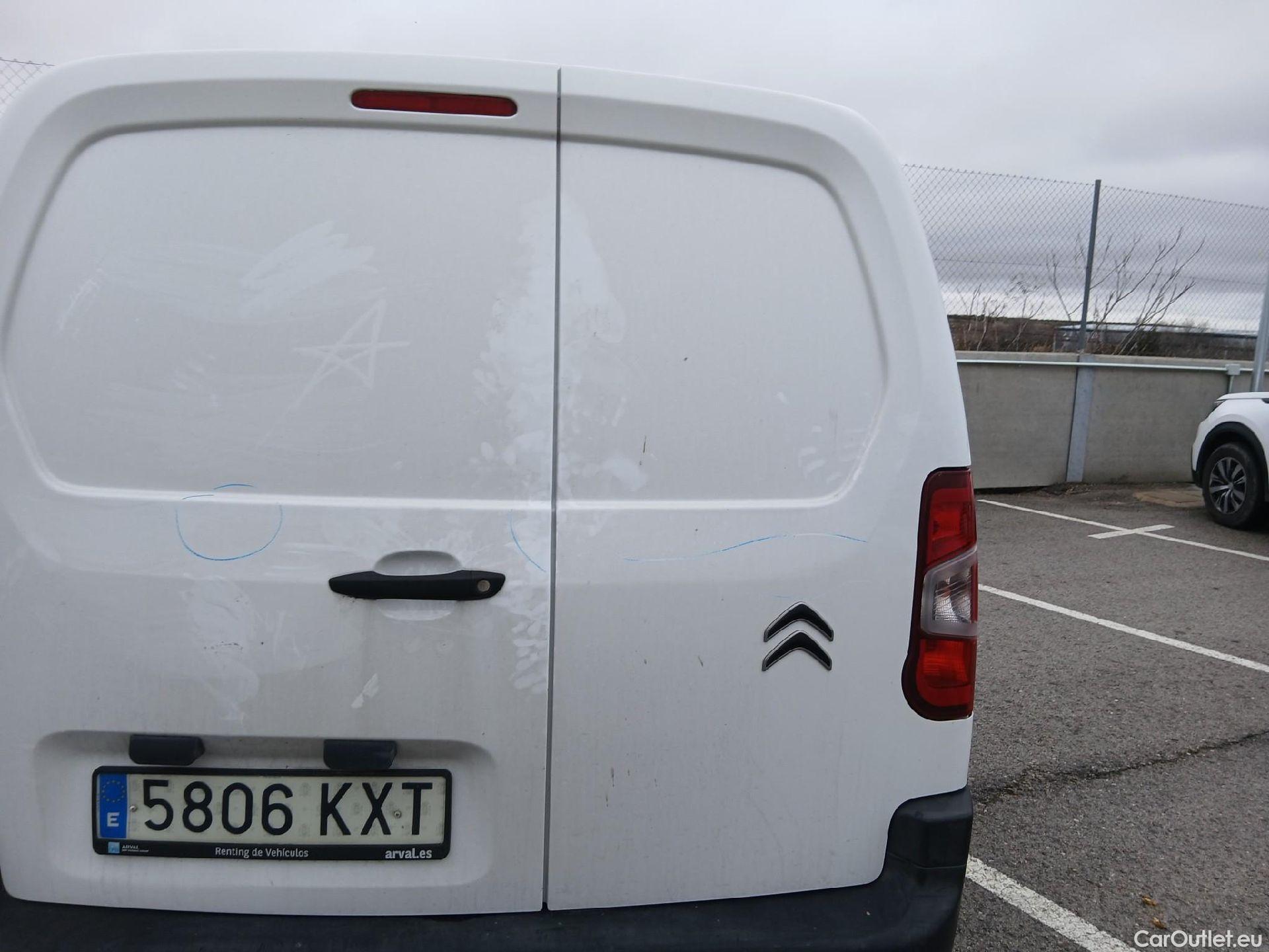  Citroen  Berlingo CITROEN  / 2018 / 3P / furgón derivado de turismo Talla M BlueHDi 73kW CONTROL #29