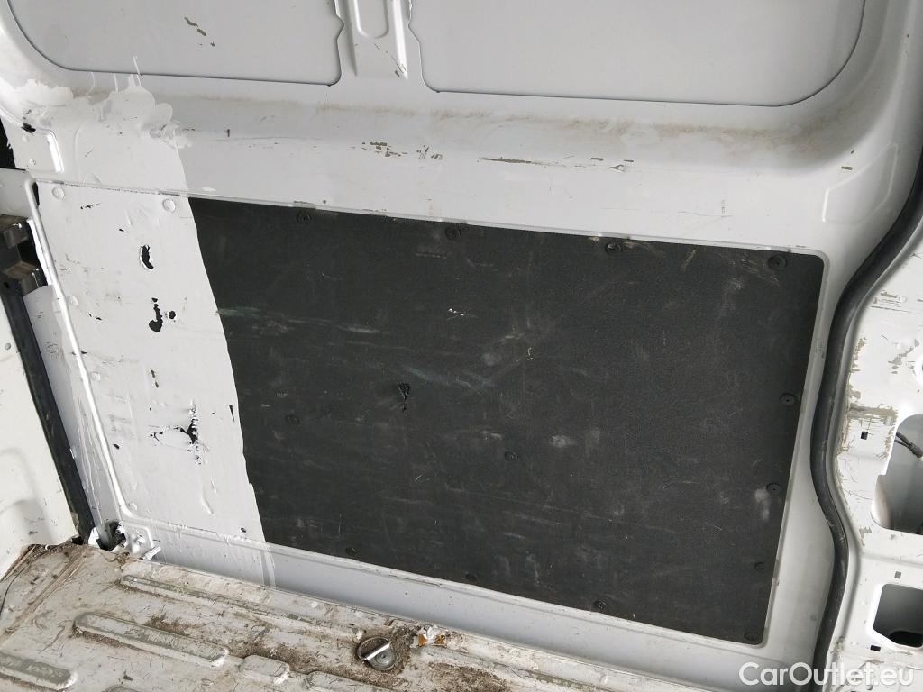  Peugeot  Boxer  Furgón Techo Elevado 335 L2H2 BlueHDi 140 Stop&Start HDi 140CV MT6 E6d #45