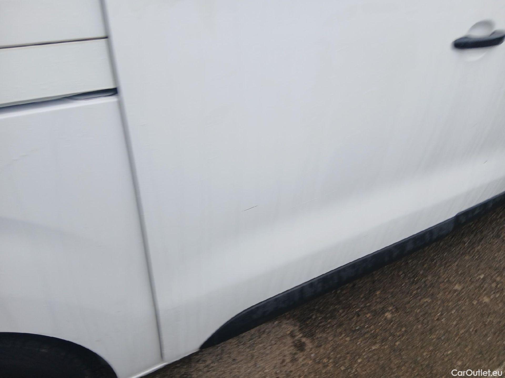  Peugeot  Expert PEUGEOT  / 2016 / 4P / furgón Furgón Pro 1.5 BlueHDi 120 S&S Standard #24