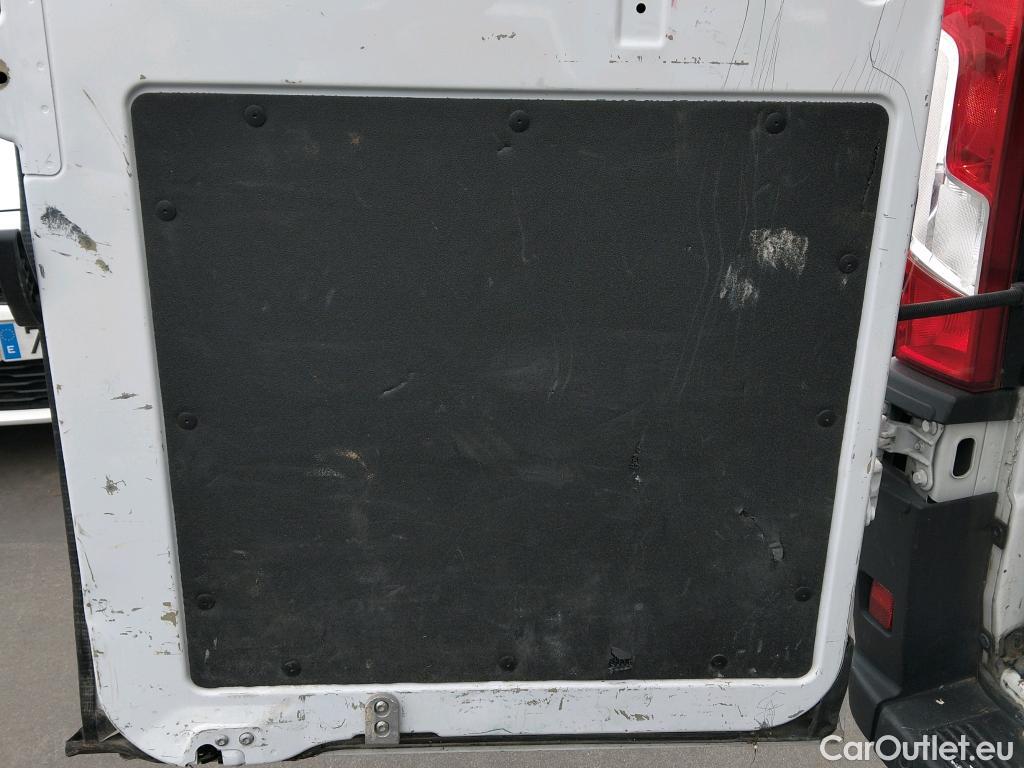  Peugeot  Boxer  Furgón Techo Elevado 335 L2H2 BlueHDi 140 Stop&Start HDi 140CV MT6 E6d #46