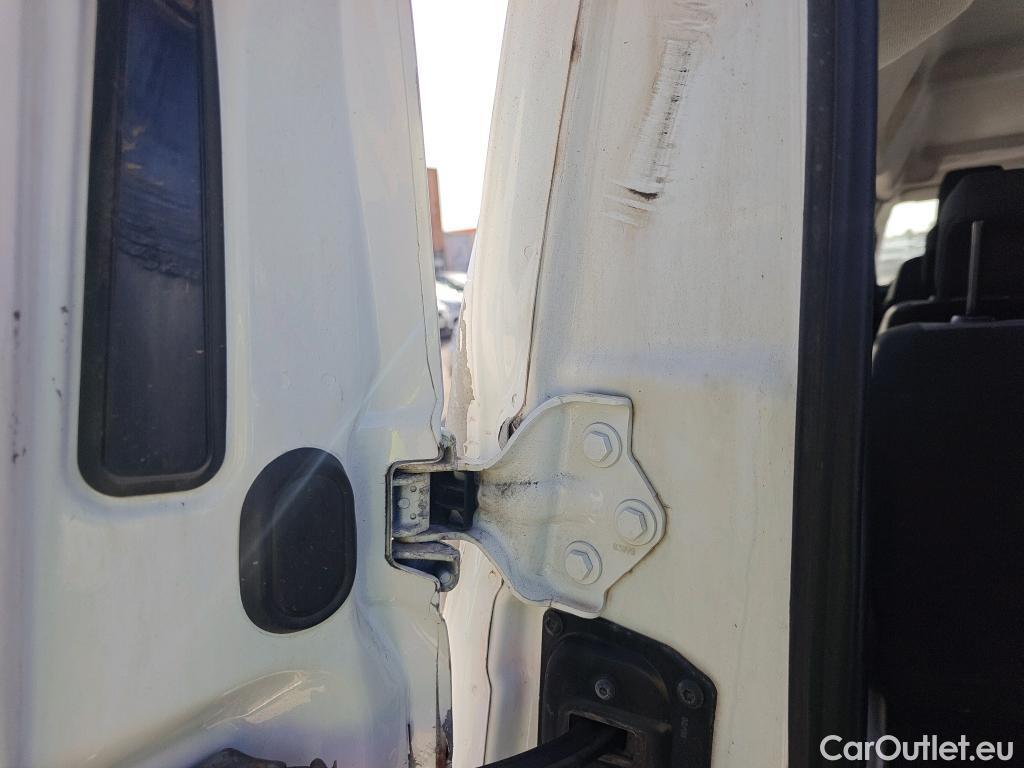  Citroen  Jumpy CITROEN  / 2016 / 4P / combi Talla M BlueHDi 88KW (120CV) 6v Confort #5