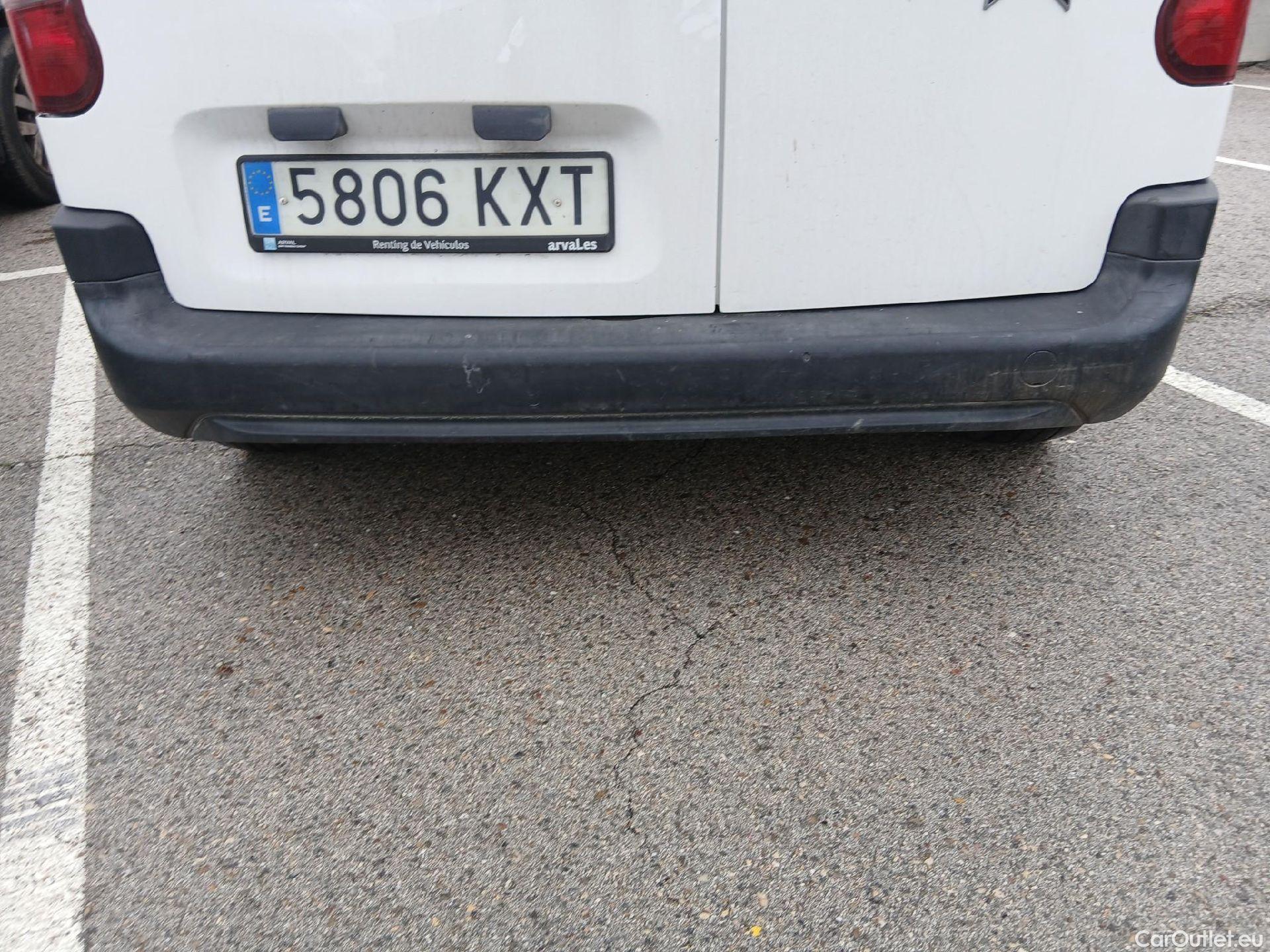  Citroen  Berlingo CITROEN  / 2018 / 3P / furgón derivado de turismo Talla M BlueHDi 73kW CONTROL #30