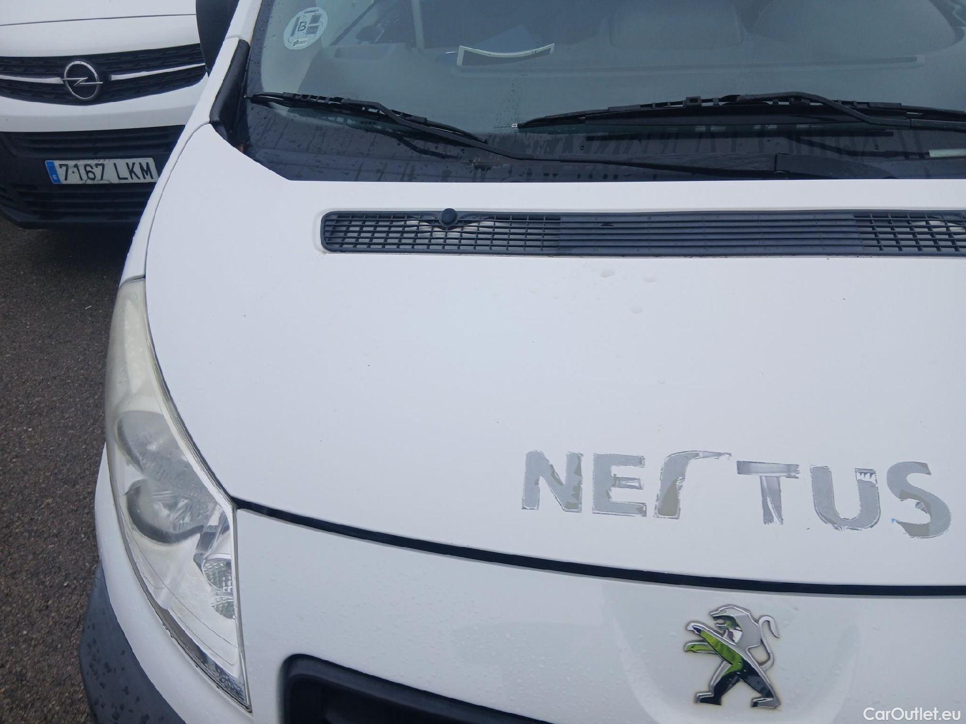  Peugeot  Expert PEUGEOT  VU 4p 2G furgón 227 L1H1 2.0 HDi 125 #1