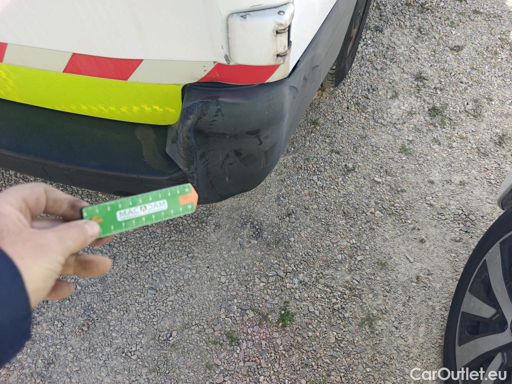  Citroen  Jumpy CITROEN  / 2016 / 4P / combi Talla M BlueHDi 88KW (120CV) 6v Confort #9