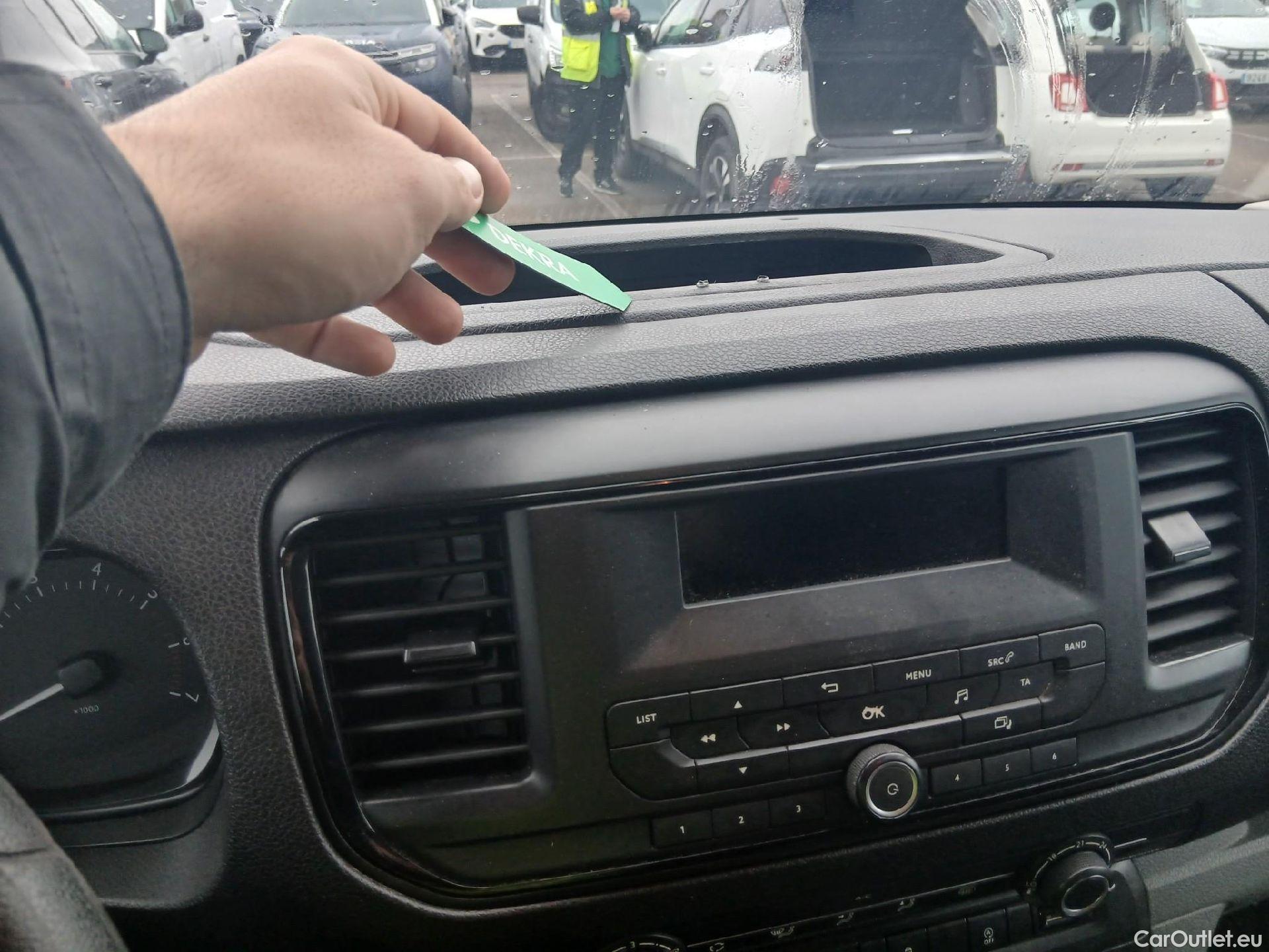  Peugeot  Expert PEUGEOT  / 2016 / 4P / furgón Furgón Pro 1.5 BlueHDi 120 S&S Standard #35