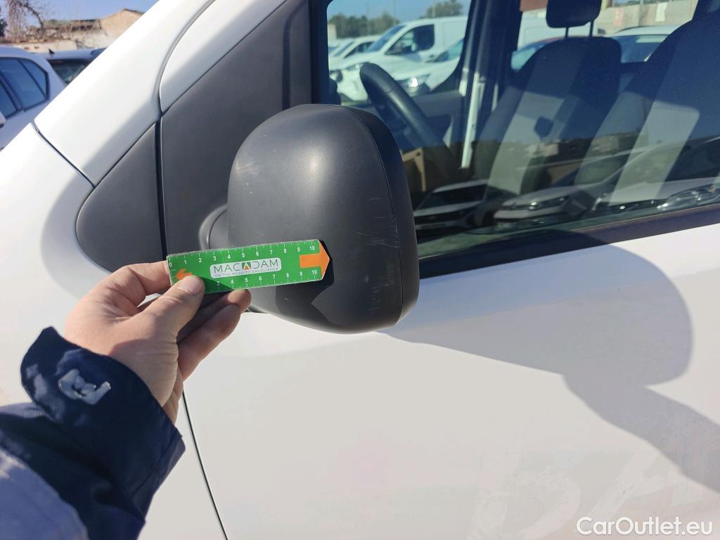  Citroen  Jumpy CITROEN  / 2016 / 4P / combi Talla M BlueHDi 88KW (120CV) 6v Confort #56