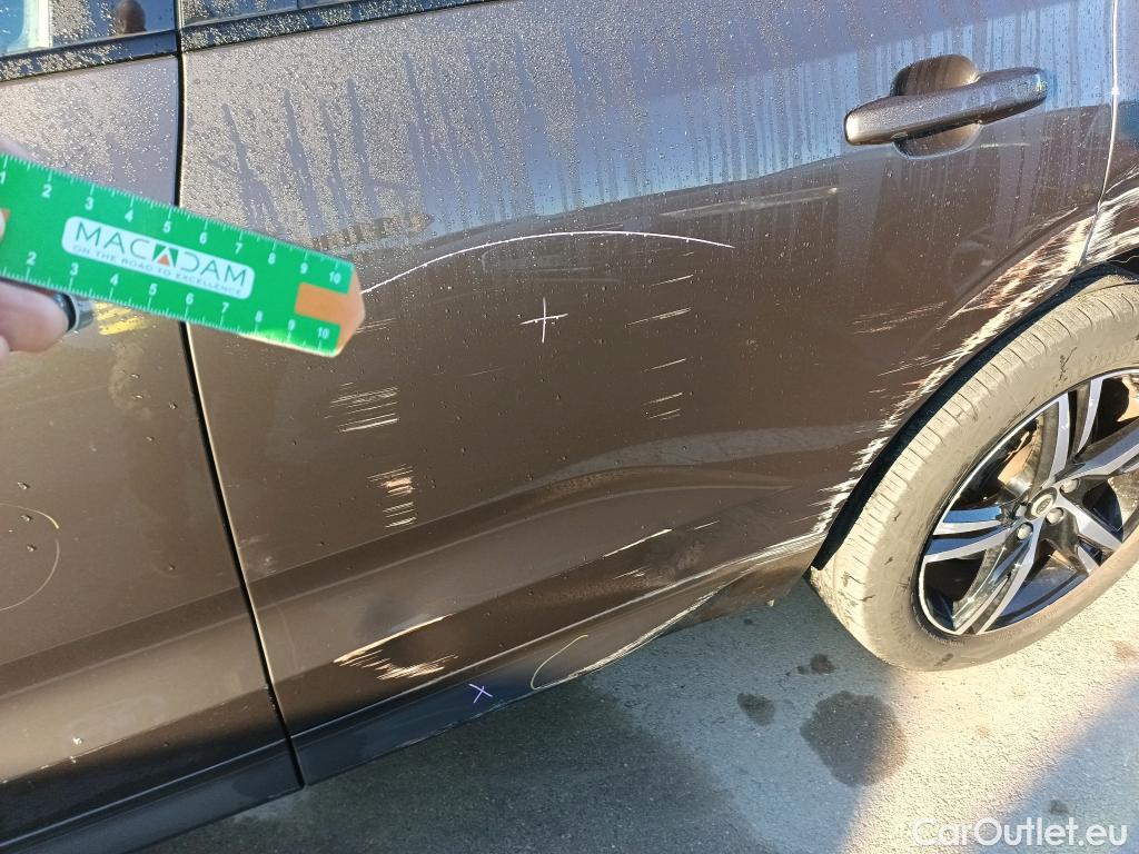  Volvo  XC60 VOLVO  / 2017 / 5P / todoterreno 2.0 T6 AWD Recharge R-Design Auto #1