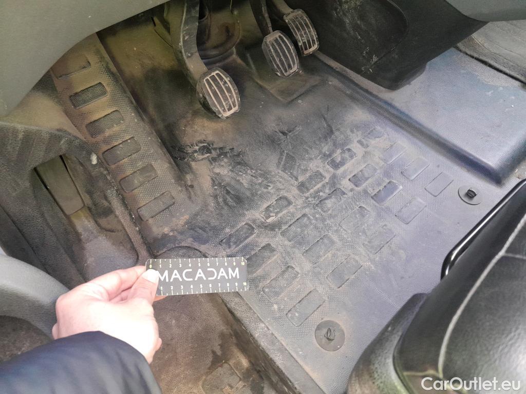  Peugeot  Expert PEUGEOT  / 2016 / 4P / furgón Furgón Pro BlueHDi 90KW (120) Standard #36