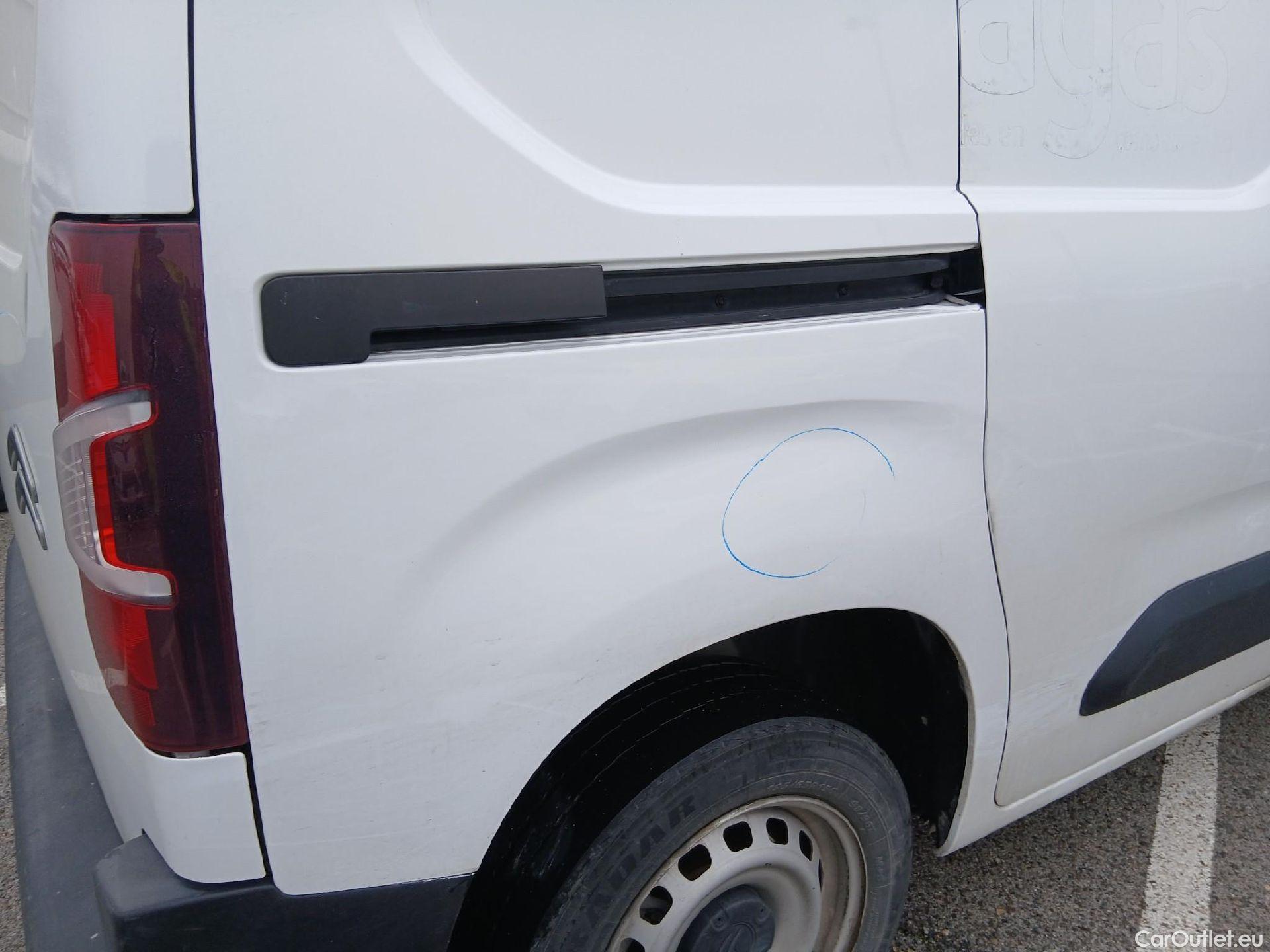  Citroen  Berlingo CITROEN  / 2018 / 3P / furgón derivado de turismo Talla M BlueHDi 73kW CONTROL #36