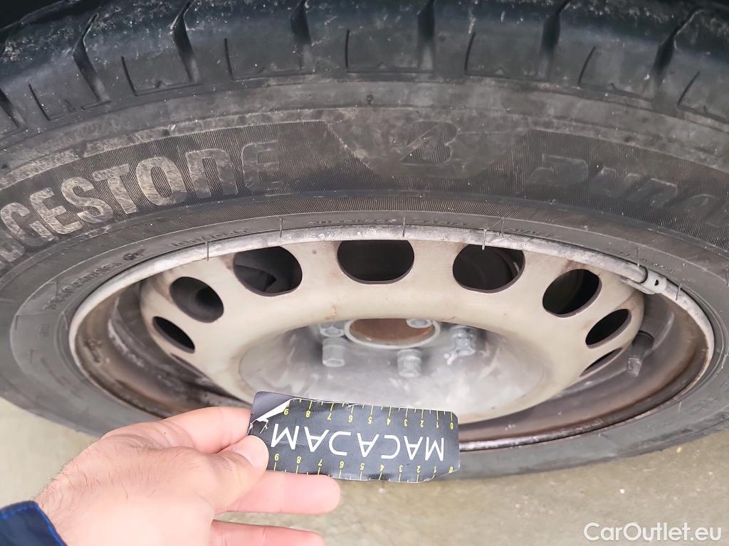  Opel  Vivaro OPEL  / 2019 / 4P / furgón 1.5 Diésel 74kW (100CV) M Std Express (CX) #47