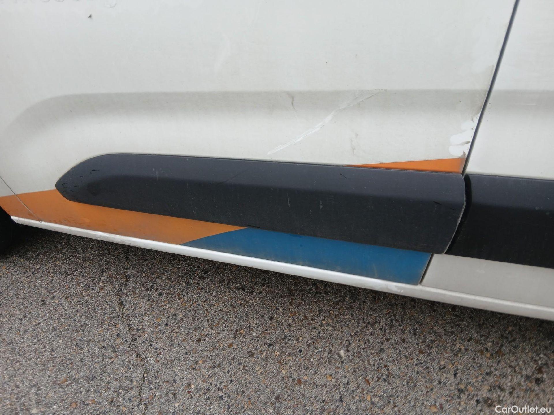  Citroen  Berlingo CITROEN  / 2018 / 3P / furgón derivado de turismo Talla M BlueHDi 73kW CONTROL #14