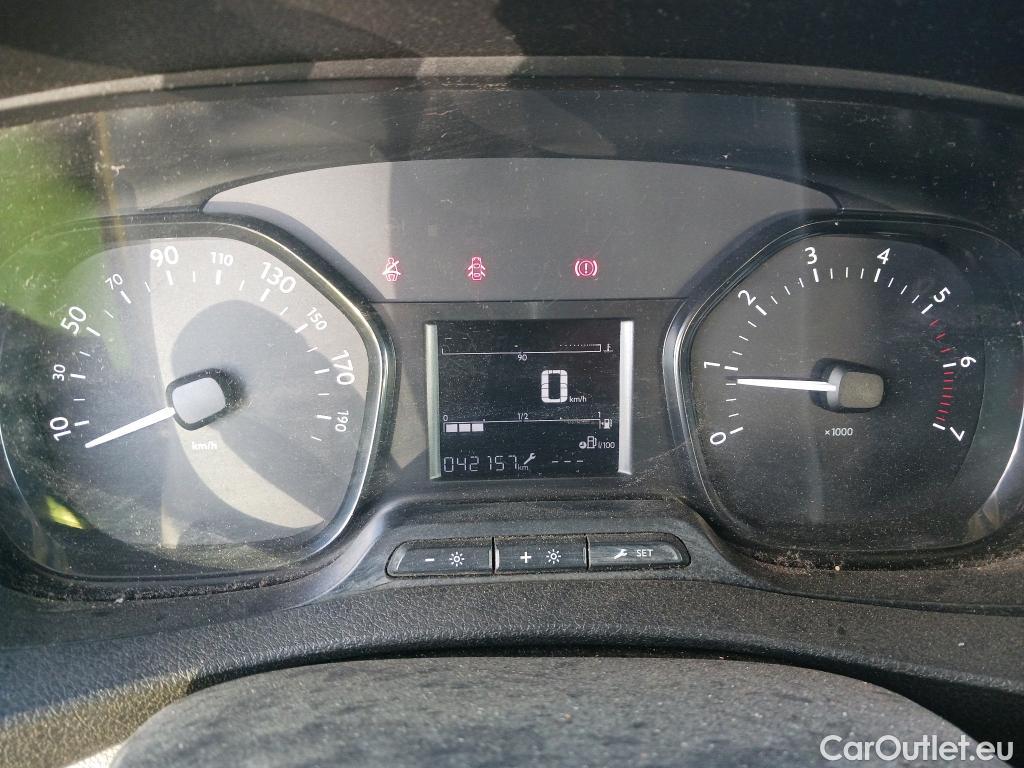  Peugeot  Expert PEUGEOT  / 2016 / 4P / combi Combi 1.6 BlueHDi 73KW (100CV) Standard #35