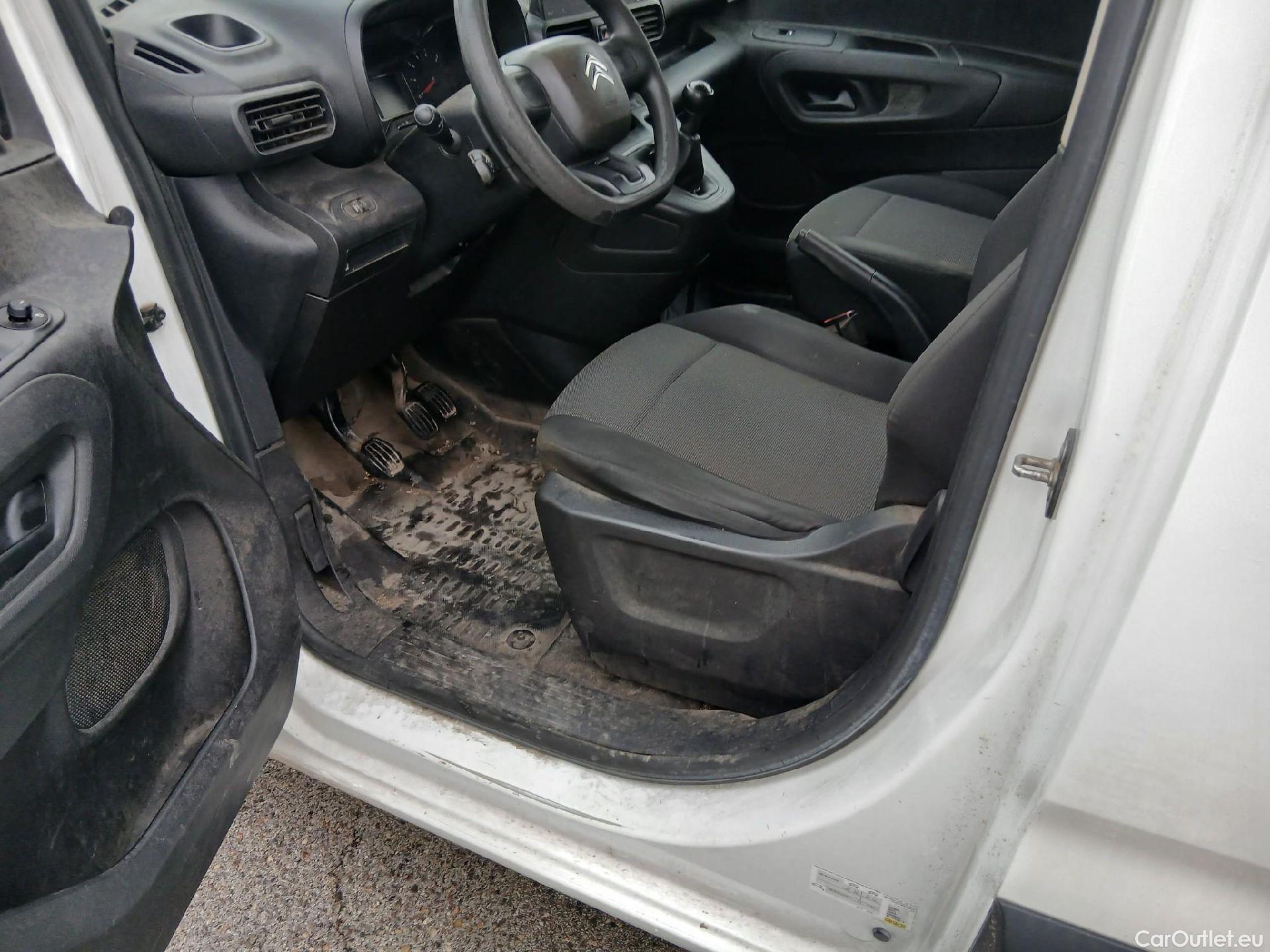  Citroen  Berlingo CITROEN  / 2018 / 3P / furgón derivado de turismo Talla M BlueHDi 73kW CONTROL #20